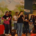 Evento Recicla Leitores no Complexo do Alemão - Escritores conversando com as crianças